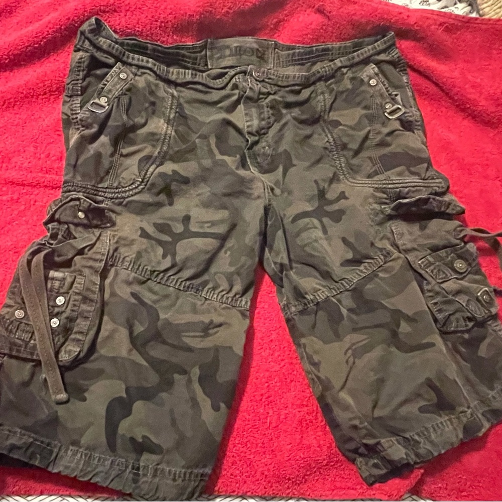 Twoce Camouflage Cargo Shorts from TJ Max 40 Waist